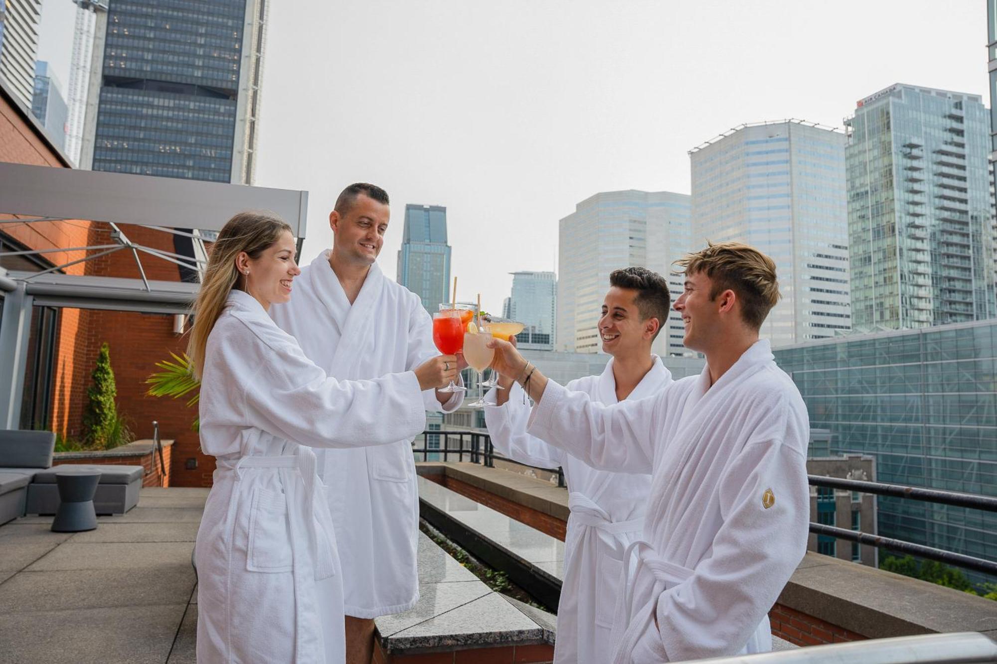 Отель Intercontinental Montreal By Ihg Экстерьер фото