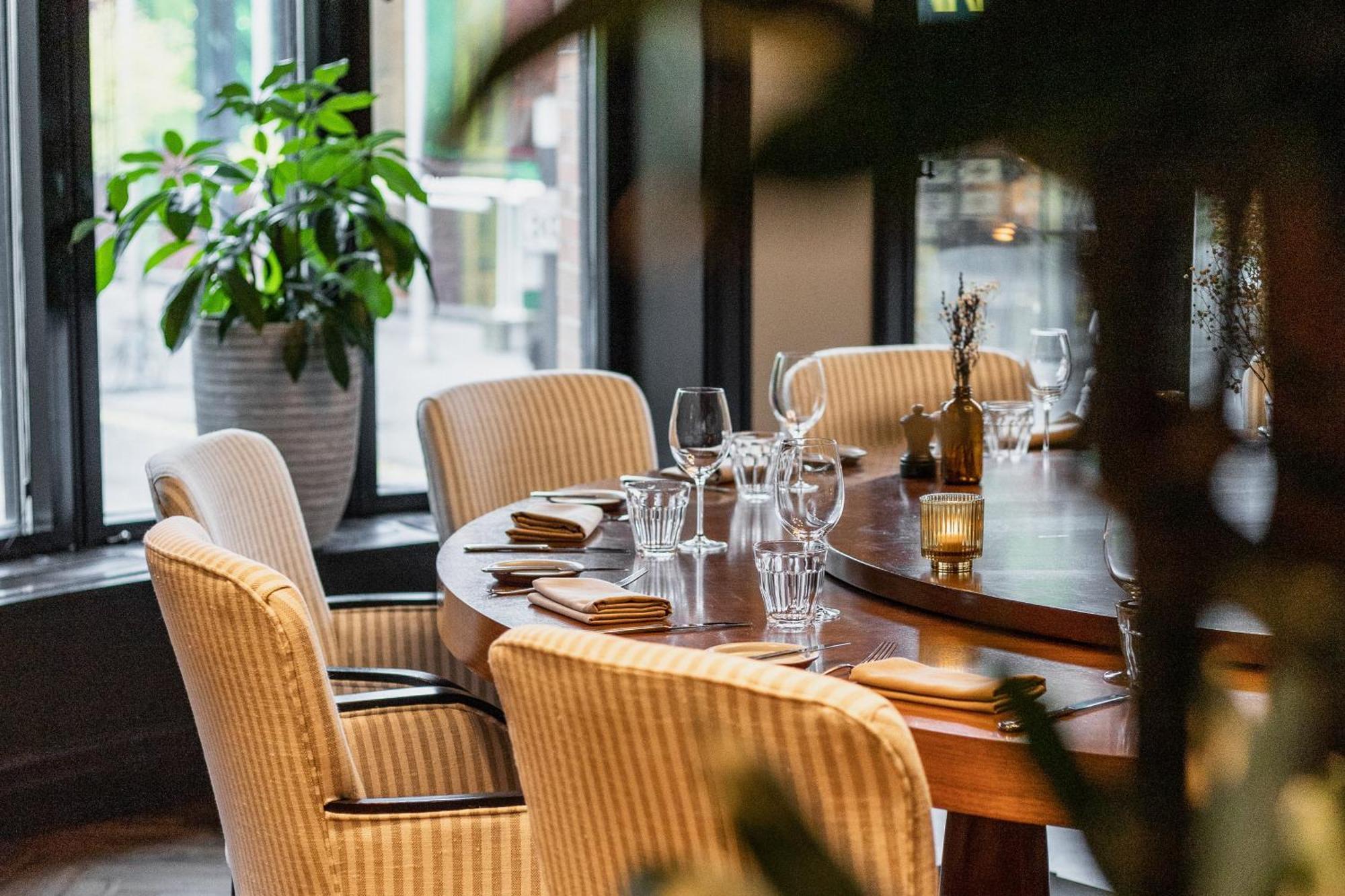 Отель Intercontinental Montreal By Ihg Экстерьер фото