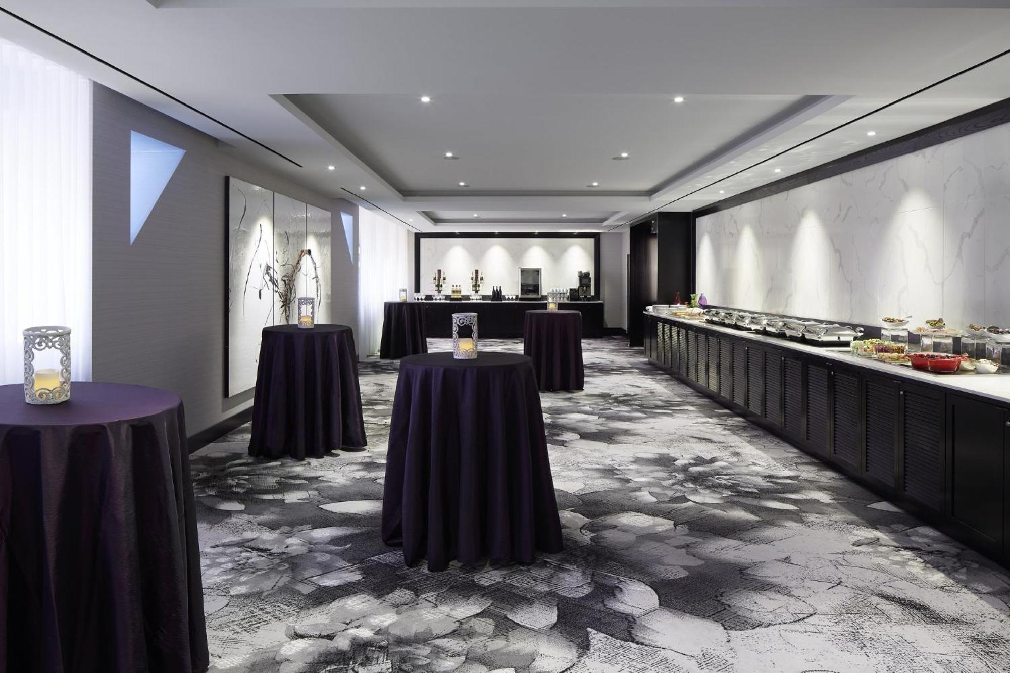 Отель Intercontinental Montreal By Ihg Экстерьер фото