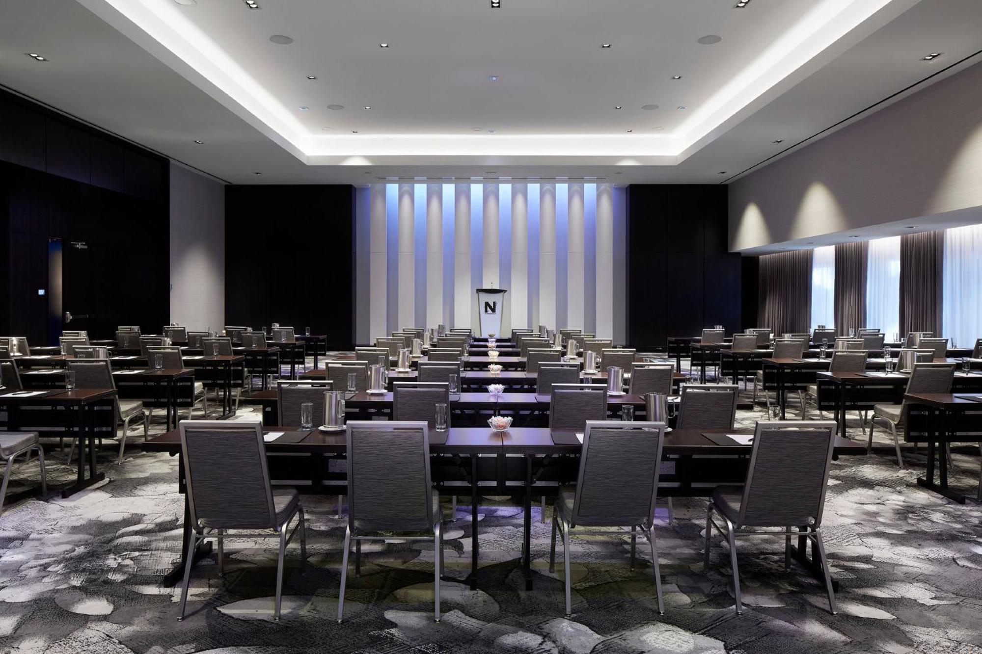 Отель Intercontinental Montreal By Ihg Экстерьер фото