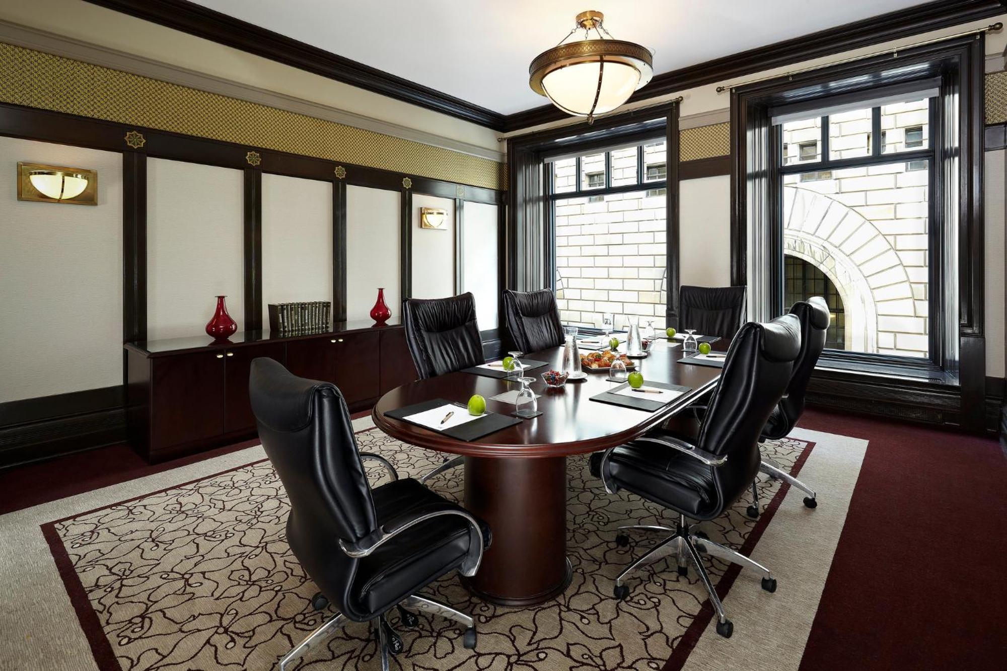 Отель Intercontinental Montreal By Ihg Экстерьер фото