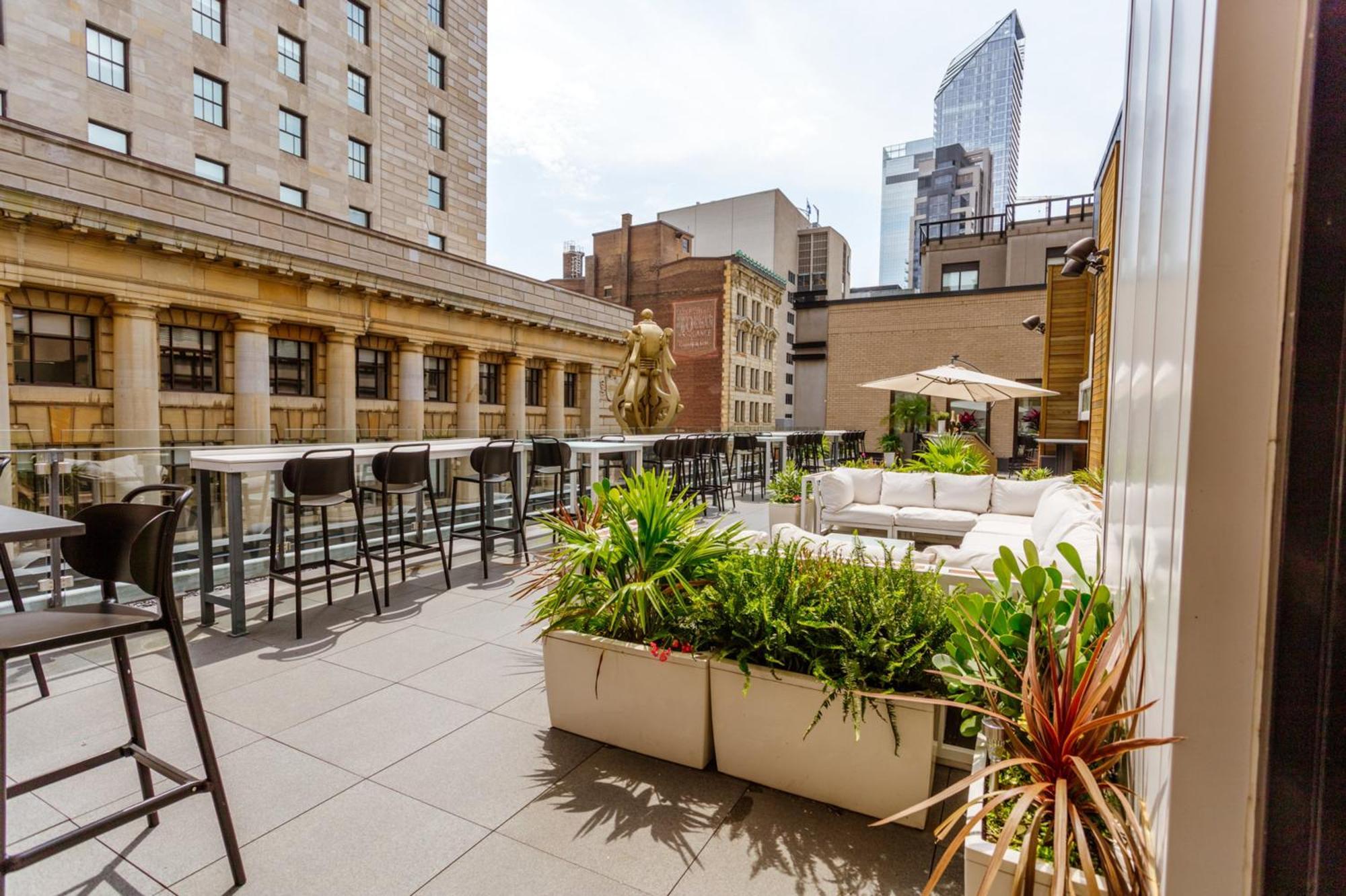 Отель Intercontinental Montreal By Ihg Экстерьер фото